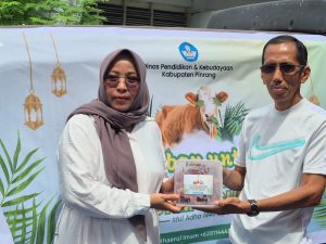 Tebar Qurban untuk Guru: Dinas Pendidikan Pinrang Berbagi dalam Semangat Iduladha 1446 H
