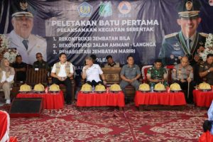 Bupati Pinrang Menghadiri Acara Peletakan Batu Pertama Pembangunan Jembatan Bila